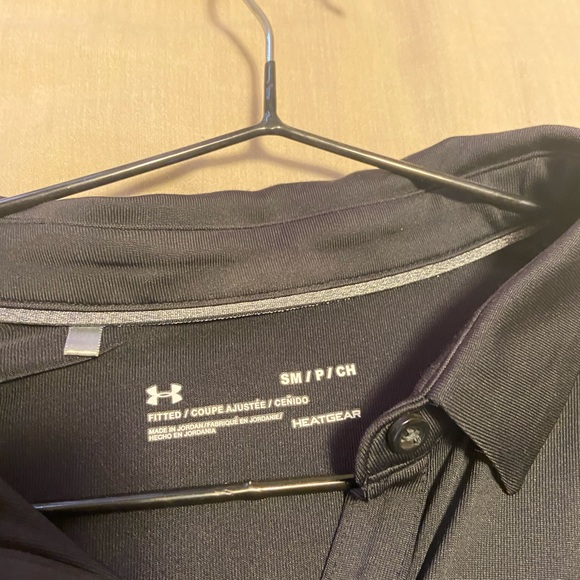 Under armour golf shirt - Picture 2 of 3